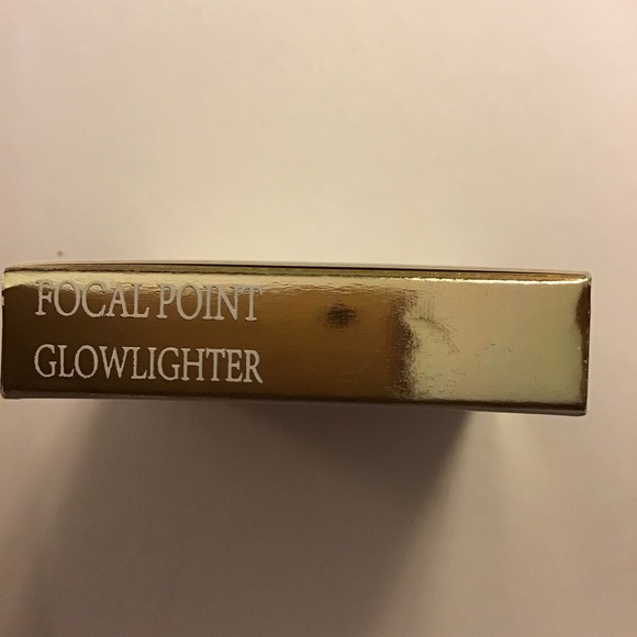 FOCAL POINT GLOW HIGHLIGHTER IN YOUR TREAT NWT - Picture 6 of 12